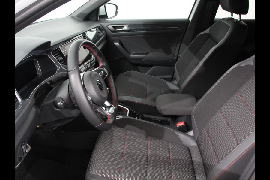 Volkswagen T-Roc 1.5 TSI 150pk R-Line Sport DSG | Navigatie | Climate Control | Camera | Virtual Cockpit | Elektrische achterklep | DAB | Lane assist | Adaptive cruise control |