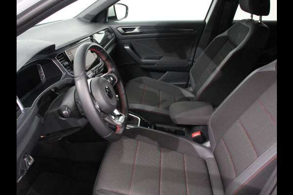 Volkswagen T-Roc 1.5 TSI 150pk R-Line Sport DSG | Navigatie | Climate Control | Camera | Virtual Cockpit | Elektrische achterklep | DAB | Lane assist | Adaptive cruise control |