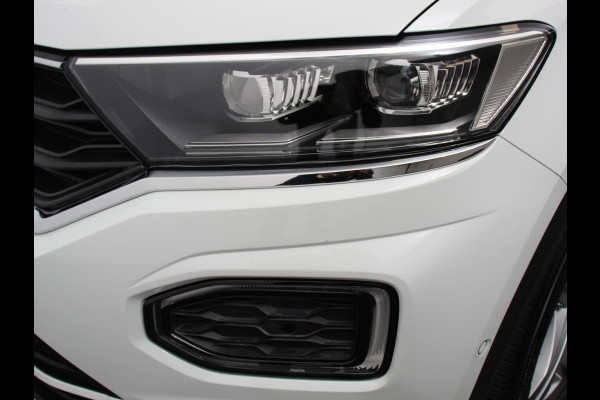 Volkswagen T-Roc 1.5 TSI 150pk R-Line Sport DSG | Navigatie | Climate Control | Camera | Virtual Cockpit | Elektrische achterklep | DAB | Lane assist | Adaptive cruise control |