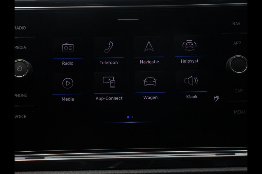 Volkswagen T-Roc 1.5 TSI 150pk R-Line Sport DSG | Navigatie | Climate Control | Camera | Virtual Cockpit | Elektrische achterklep | DAB | Lane assist | Adaptive cruise control |