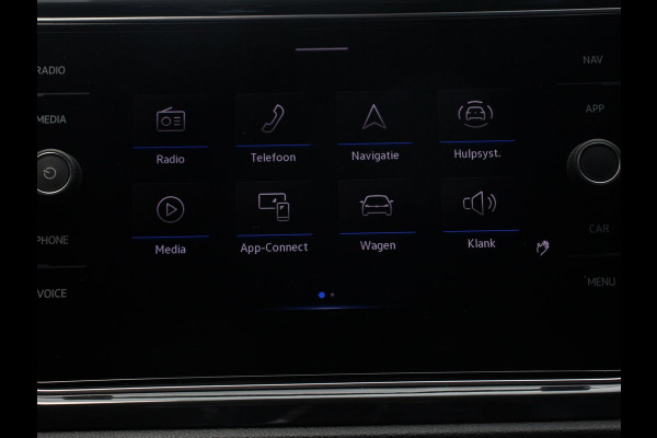 Volkswagen T-Roc 1.5 TSI 150pk R-Line Sport DSG | Navigatie | Climate Control | Camera | Virtual Cockpit | Elektrische achterklep | DAB | Lane assist | Adaptive cruise control |