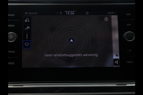 Volkswagen T-Roc 1.5 TSI 150pk R-Line Sport DSG | Navigatie | Climate Control | Camera | Virtual Cockpit | Elektrische achterklep | DAB | Lane assist | Adaptive cruise control |