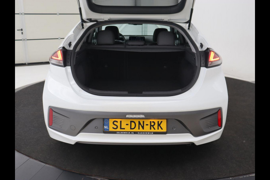 Hyundai IONIQ 1.6 GDI Hybrid Premium | Schuifdak | Stoelventilatie | Leder | Adaptive cruise | Infinity Sound | Camera | Carplay | Memory | Navigatie | Stoel & stuurverwarming