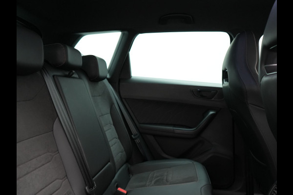 CUPRA Ateca 2.0 TSI 4DRIVE 301pk Dealer O.H | Adaptive Cruise | 360 Camera | Beats Audio | Alcantara Sportstoelen Verwarmd | Keyless | Stuur Verwarmd | Blis | Apple Carplay | Navigatie | Sfeerverlichting | DAB |
