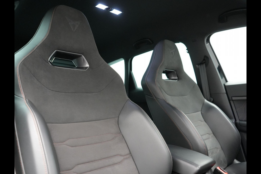 CUPRA Ateca 2.0 TSI 4DRIVE 301pk Dealer O.H | Adaptive Cruise | 360 Camera | Beats Audio | Alcantara Sportstoelen Verwarmd | Keyless | Stuur Verwarmd | Blis | Apple Carplay | Navigatie | Sfeerverlichting | DAB |