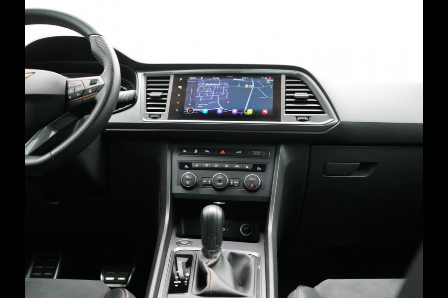 CUPRA Ateca 2.0 TSI 4DRIVE 301pk Dealer O.H | Adaptive Cruise | 360 Camera | Beats Audio | Alcantara Sportstoelen Verwarmd | Keyless | Stuur Verwarmd | Blis | Apple Carplay | Navigatie | Sfeerverlichting | DAB |