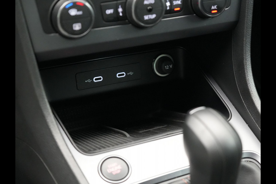 CUPRA Ateca 2.0 TSI 4DRIVE 301pk Dealer O.H | Adaptive Cruise | 360 Camera | Beats Audio | Alcantara Sportstoelen Verwarmd | Keyless | Stuur Verwarmd | Blis | Apple Carplay | Navigatie | Sfeerverlichting | DAB |