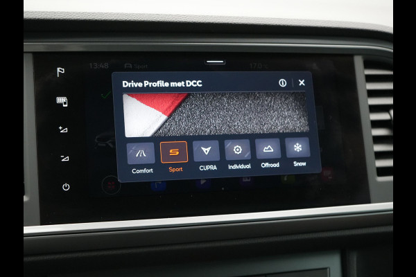 CUPRA Ateca 2.0 TSI 4DRIVE 301pk Dealer O.H | Adaptive Cruise | 360 Camera | Beats Audio | Alcantara Sportstoelen Verwarmd | Keyless | Stuur Verwarmd | Blis | Apple Carplay | Navigatie | Sfeerverlichting | DAB |