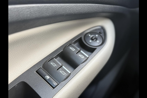 Ford Kuga 1.5 EcoBoost Titanium 2e Eigenaar,Dealer Onderhouden,Leder,Navi,Camera,Clima,Cruise,Stoelverwarming,6 Bak,150pk,Nieuwe Apk bij Aflevering