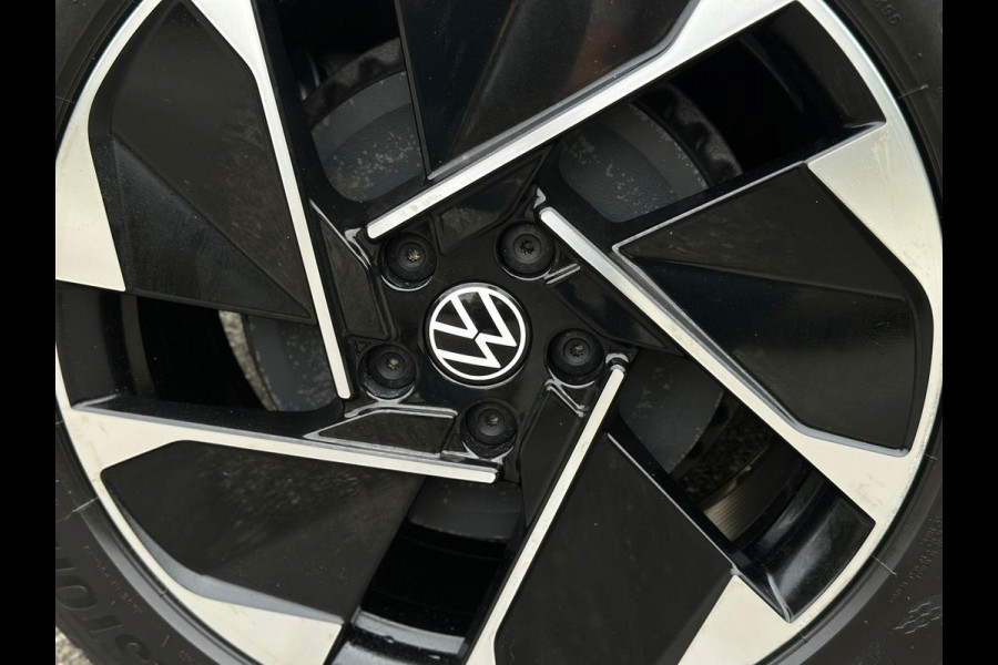 Volkswagen ID.3 Pro 58 kWh, 1 e eigenaar, led verlichting, SOH 94 procent, 18 inch lmv, DAB, NL auto met nationale auto pas