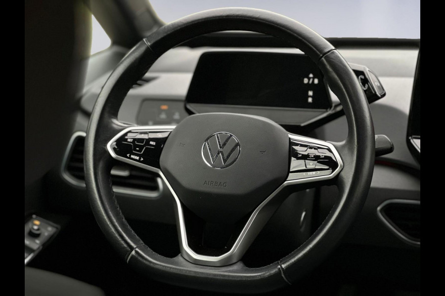 Volkswagen ID.3 Pro 58 kWh, 1 e eigenaar, led verlichting, SOH 94 procent, 18 inch lmv, DAB, NL auto met nationale auto pas