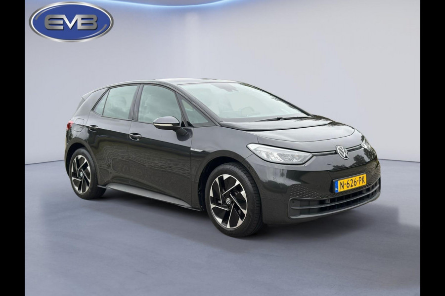 Volkswagen ID.3 Pro 58 kWh, 1 e eigenaar, led verlichting, SOH 94 procent, 18 inch lmv, DAB, NL auto met nationale auto pas