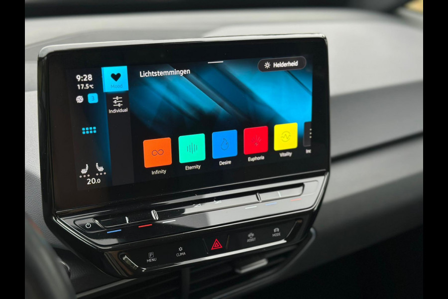 Volkswagen ID.3 Pro 58 kWh, 1 e eigenaar, led verlichting, SOH 94 procent, 18 inch lmv, DAB, NL auto met nationale auto pas
