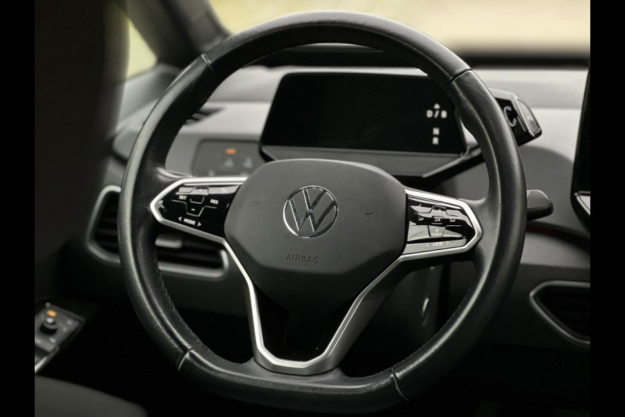 Volkswagen ID.3 Pro 58 kWh, 1 e eigenaar, led verlichting, SOH 94 procent, 18 inch lmv, DAB, NL auto met nationale auto pas