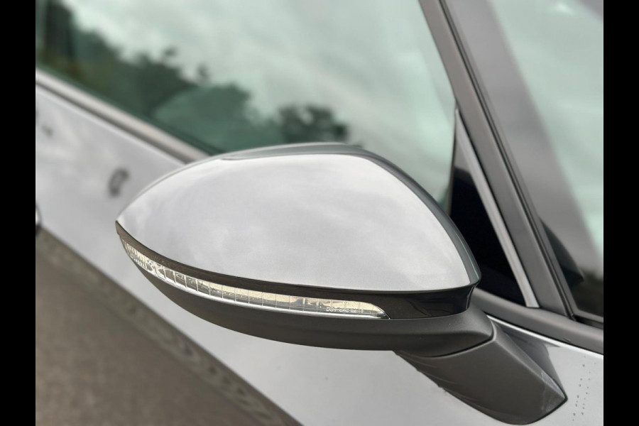 Volkswagen ID.3 Pro 58 kWh, 1 e eigenaar, led verlichting, SOH 94 procent, 18 inch lmv, DAB, NL auto met nationale auto pas