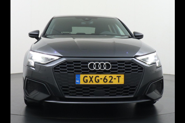 Audi A3 Sportback 40 TFSI e Edition VAN: 31.900,- VOOR 28.877,- UW HERFSTVOORDEEL: 3.023,- EURO| PLUG-IN Hybride 204 PK | Stoelverwarming | Drive Select | Navi | Apple CarPlay | Adaptive Cruise | Rijklaar geleverd met 12 mnd BOVAG garantie