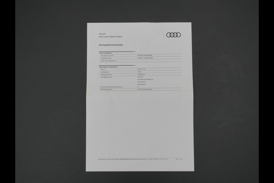 Audi A3 Sportback 40 TFSI e Edition VAN: 31.900,- VOOR 28.877,- UW HERFSTVOORDEEL: 3.023,- EURO| PLUG-IN Hybride 204 PK | Stoelverwarming | Drive Select | Navi | Apple CarPlay | Adaptive Cruise | Rijklaar geleverd met 12 mnd BOVAG garantie