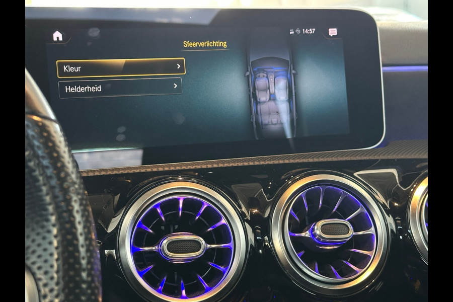 Mercedes-Benz A-Klasse 250 Premium Plus PANO / CAMERA