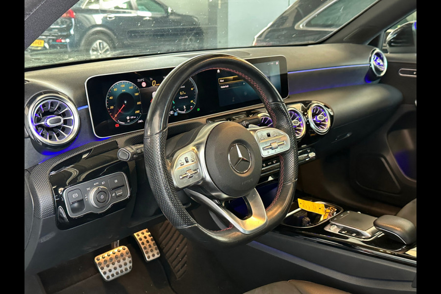 Mercedes-Benz A-Klasse 250 Premium Plus PANO / CAMERA