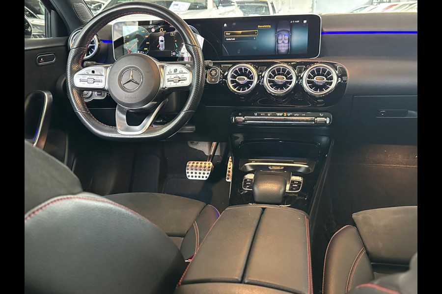 Mercedes-Benz A-Klasse 250 Premium Plus PANO / CAMERA