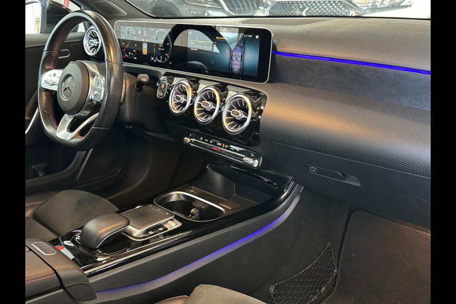 Mercedes-Benz A-Klasse 250 Premium Plus PANO / CAMERA