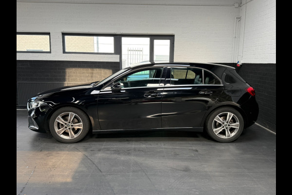 Mercedes-Benz A-Klasse 180 Premium | 1/2 Leder | Camera | Navi | Stoelverwarming