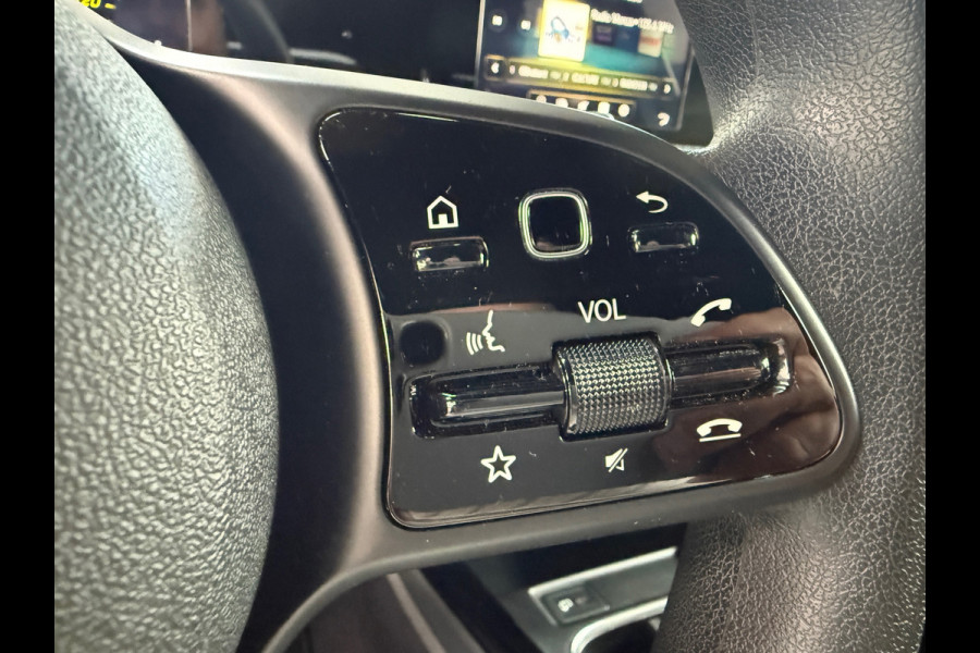 Mercedes-Benz A-Klasse 180 Premium | 1/2 Leder | Camera | Navi | Stoelverwarming