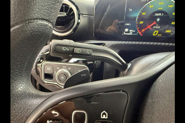 Mercedes-Benz A-Klasse 180 Premium | 1/2 Leder | Camera | Navi | Stoelverwarming