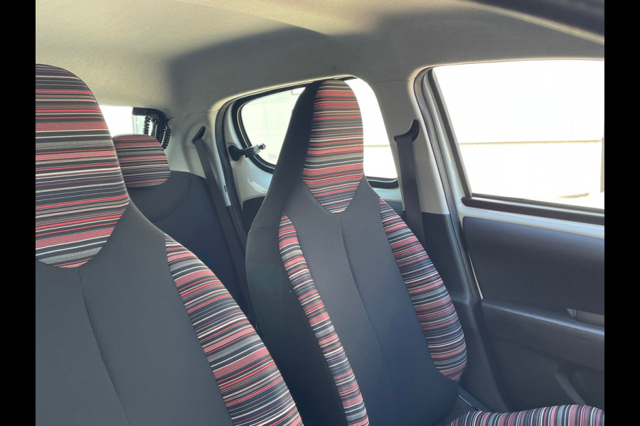 Citroën C1 1.0 VTi Shine / Carplay / Camera