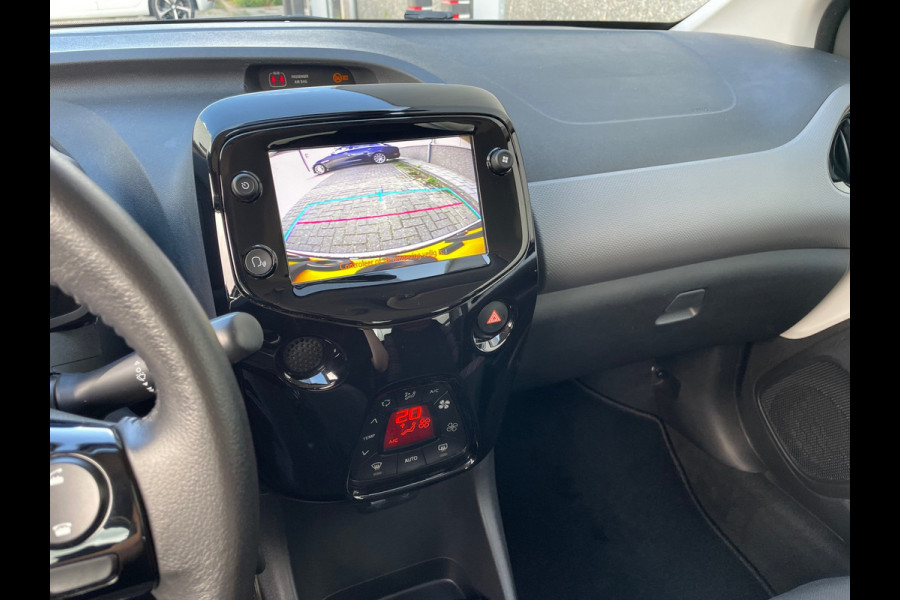 Citroën C1 1.0 VTi Shine / Carplay / Camera
