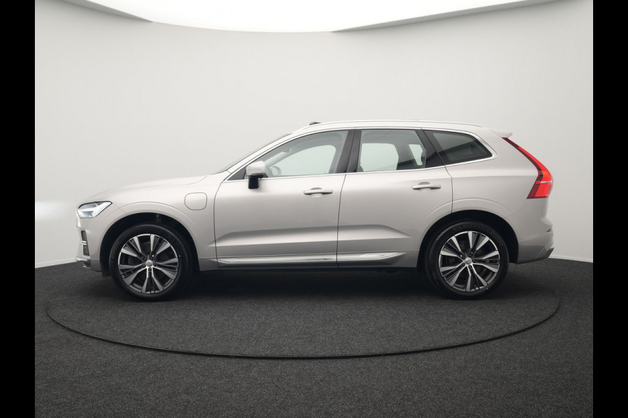 Volvo XC60 T8 AWD Inscription Long Range Plug In Hybrid 455pk Dealer O.H PHEV | Trekhaak Af Fabriek | Panodak | Adaptive Cruise | Lederen Sportstoelen Memory & Verwarmd | Stuur Verwarmd | Navigatie | Apple Carplay | DAB |