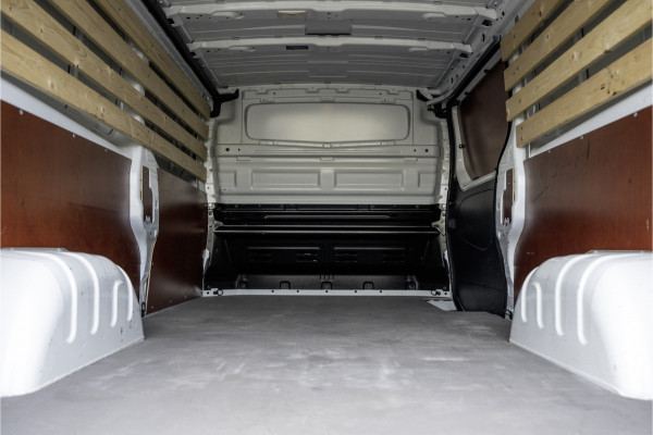 Renault Trafic **dCi 110 T30 L2H1 | Navigatie | 3-Zits | Cruise | PDC | Airco | Euro 6**