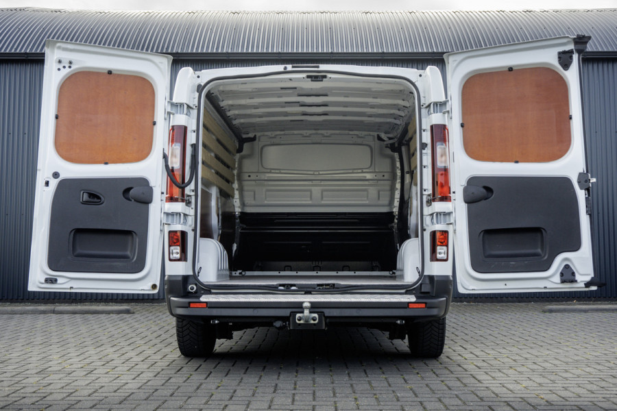 Renault Trafic **dCi 110 T30 L2H1 | Navigatie | 3-Zits | Cruise | PDC | Airco | Euro 6**