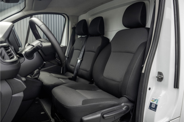 Renault Trafic **dCi 110 T30 L2H1 | Navigatie | 3-Zits | Cruise | PDC | Airco | Euro 6**