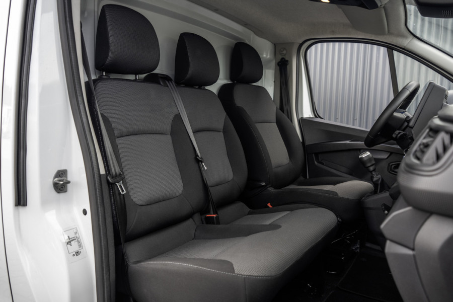 Renault Trafic **dCi 110 T30 L2H1 | Navigatie | 3-Zits | Cruise | PDC | Airco | Euro 6**