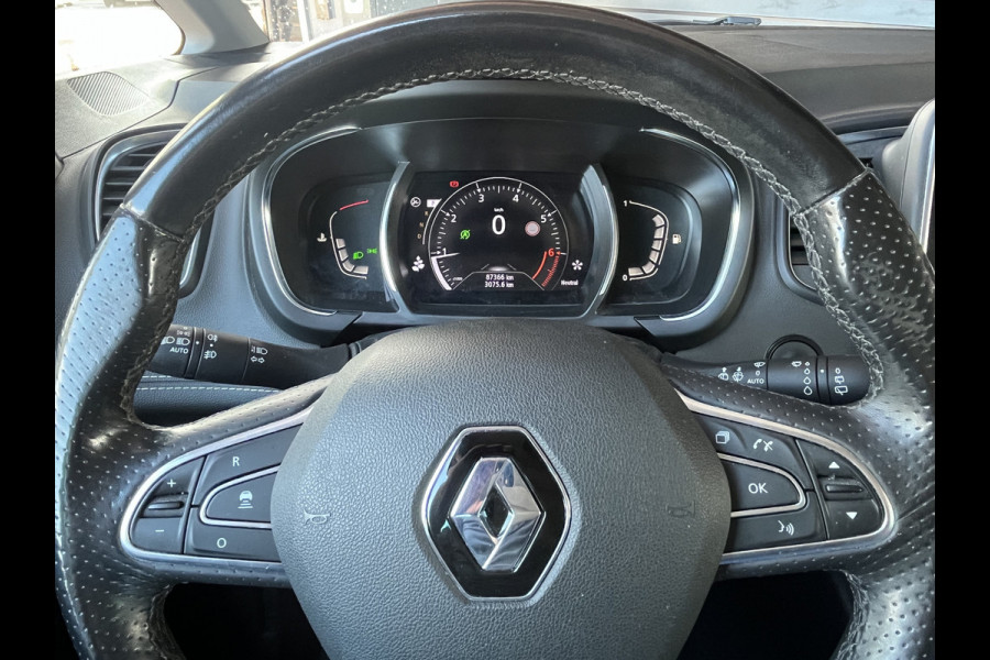 Renault Scénic 1.3 TCe Initiale Paris | Automaat | Leder | Trekhaak | Led | Camera | Bose | Navi | HUD | Stoelverwarming |