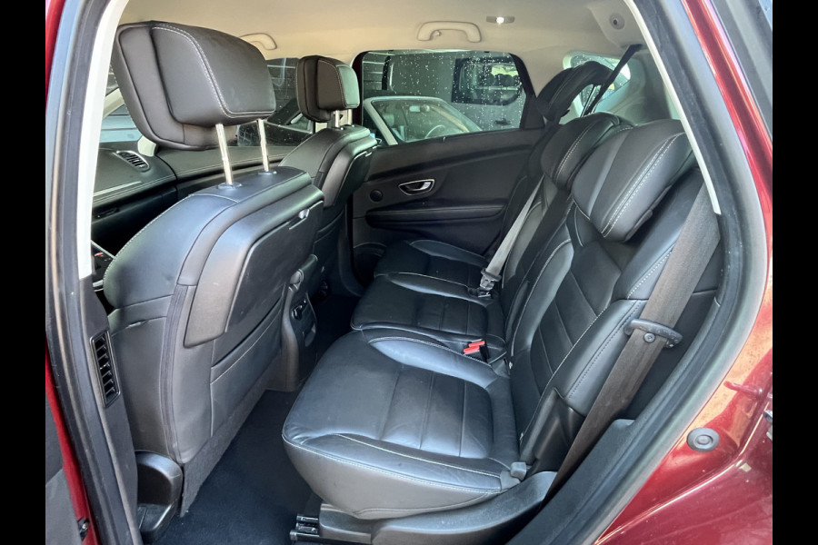Renault Scénic 1.3 TCe Initiale Paris | Automaat | Leder | Trekhaak | Led | Camera | Bose | Navi | HUD | Stoelverwarming |