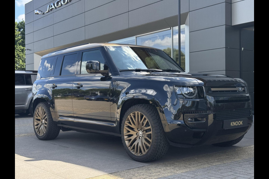 Land Rover Defender P300e 110 S Heritage Customs