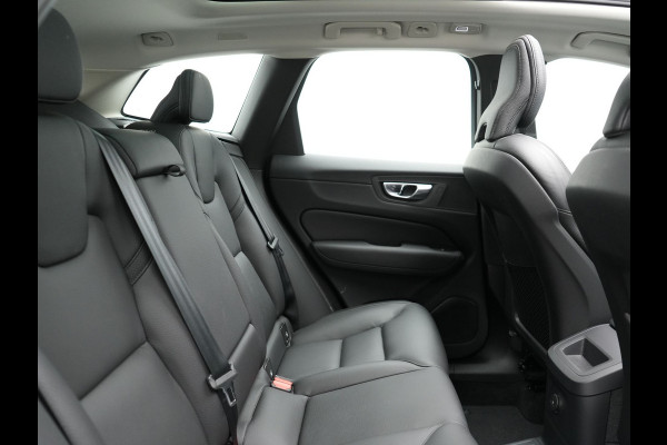 Volvo XC60 T8 AWD Inscription Long Range Plug In Hybrid 455pk Dealer O.H PHEV | Trekhaak Af Fabriek | Panodak | Adaptive Cruise | Lederen Sportstoelen Memory & Verwarmd | Stuur Verwarmd | Navigatie | Apple Carplay | DAB |