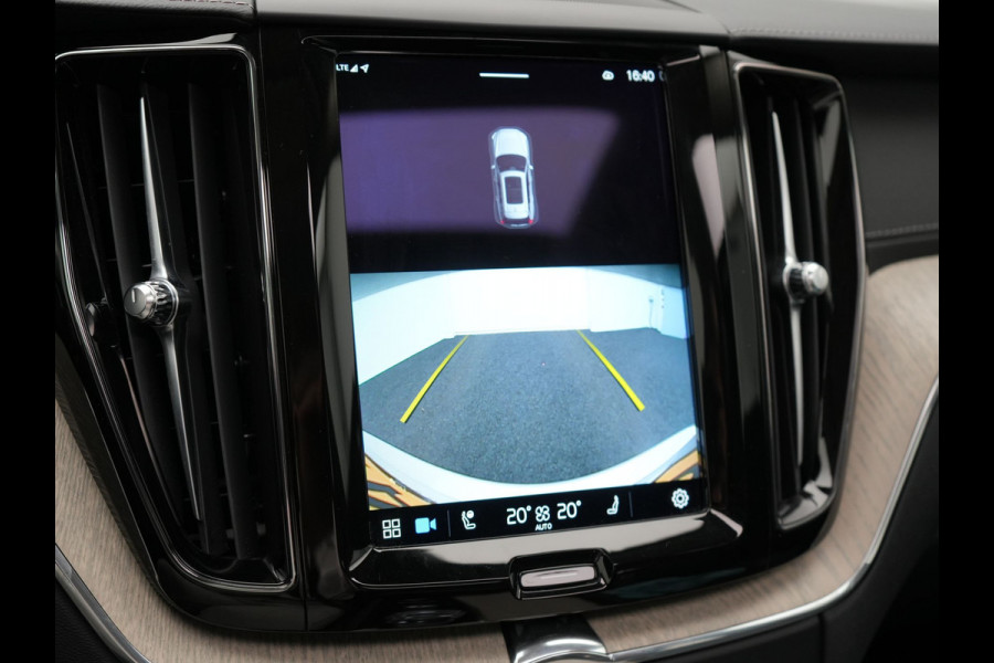 Volvo XC60 T8 AWD Inscription Long Range Plug In Hybrid 455pk Dealer O.H PHEV | Trekhaak Af Fabriek | Panodak | Adaptive Cruise | Lederen Sportstoelen Memory & Verwarmd | Stuur Verwarmd | Navigatie | Apple Carplay | DAB |