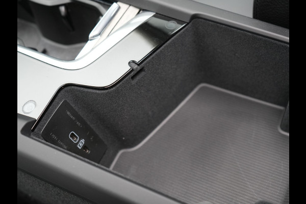 Volvo XC60 T8 AWD Inscription Long Range Plug In Hybrid 455pk Dealer O.H PHEV | Trekhaak Af Fabriek | Panodak | Adaptive Cruise | Lederen Sportstoelen Memory & Verwarmd | Stuur Verwarmd | Navigatie | Apple Carplay | DAB |
