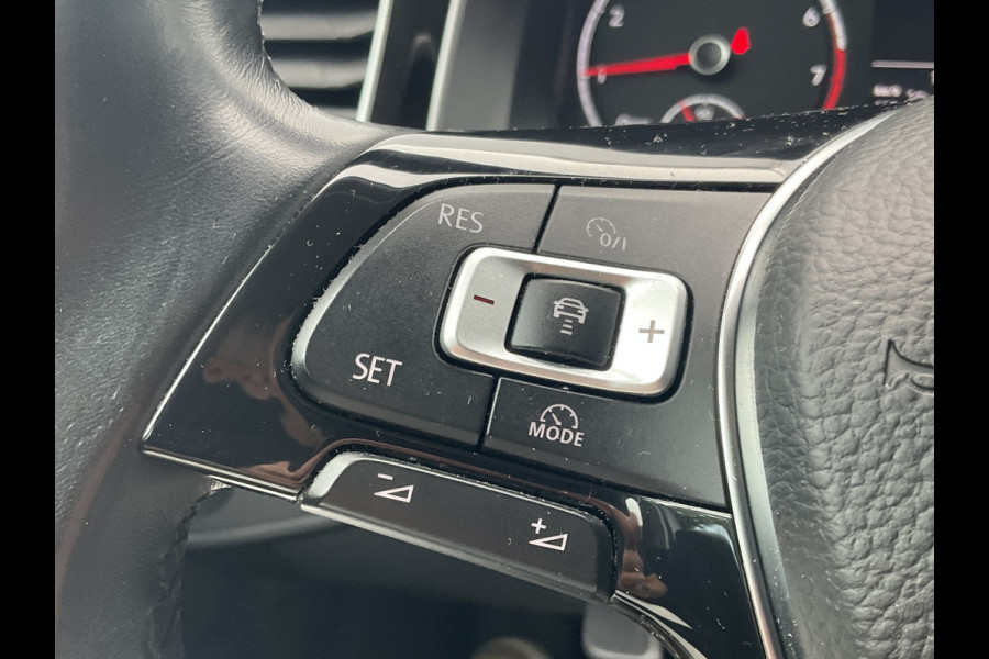 Volkswagen Polo 1.0 TSI Highline Adapt.Cruise Navi Carplay NL-Auto Onderhouden!