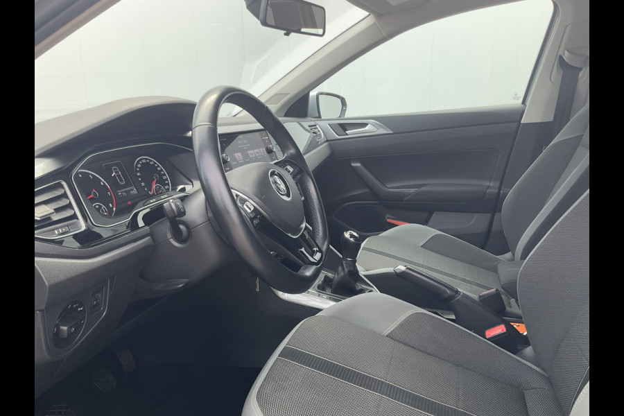 Volkswagen Polo 1.0 TSI Highline Adapt.Cruise Navi Carplay NL-Auto Onderhouden!