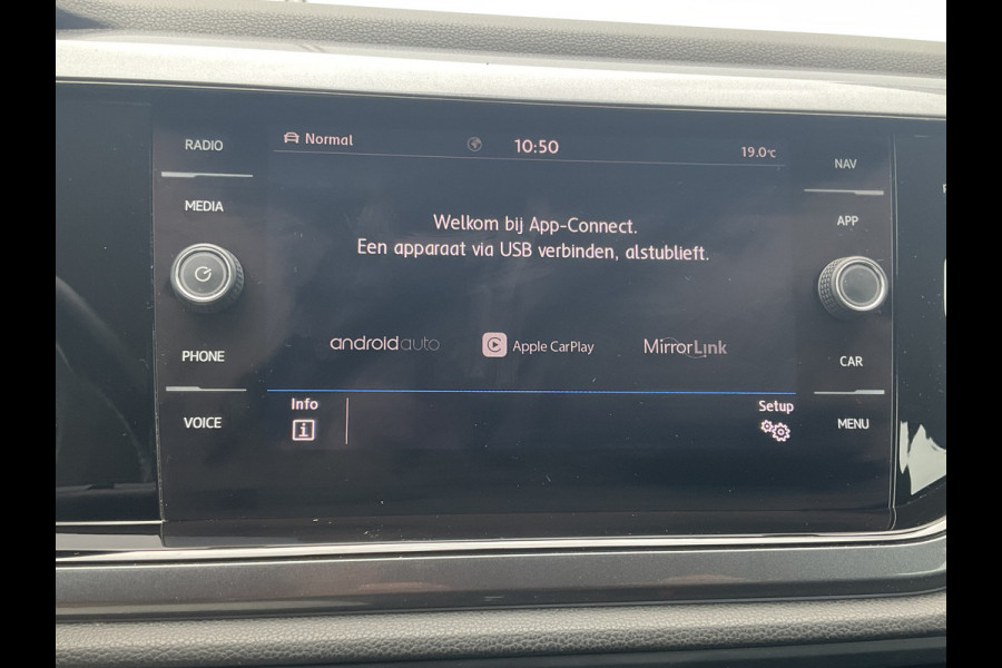 Volkswagen Polo 1.0 TSI Highline Adapt.Cruise Navi Carplay NL-Auto Onderhouden!