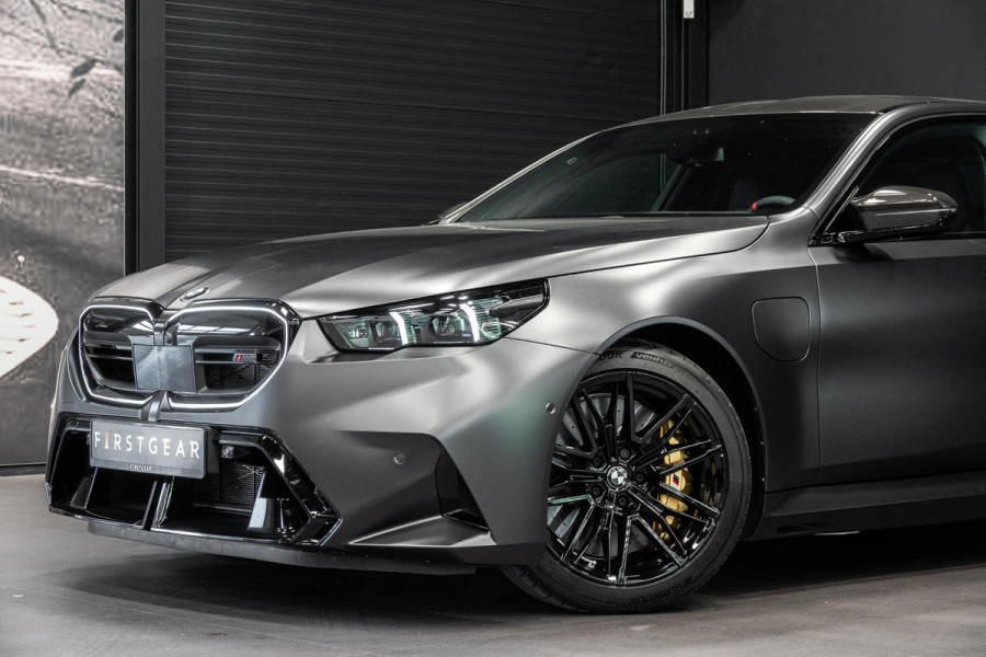 BMW 5 Serie M5 *Ultimate-Pakket / Bowers & Wilkins / Keramisch / M-Carbon in- & exterieur / Stoelventilatie / Memory*