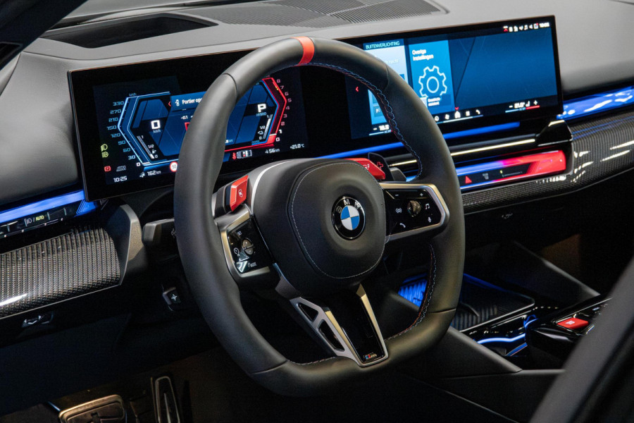 BMW 5 Serie M5 *Ultimate-Pakket / Bowers & Wilkins / Keramisch / M-Carbon in- & exterieur / Stoelventilatie / Memory*