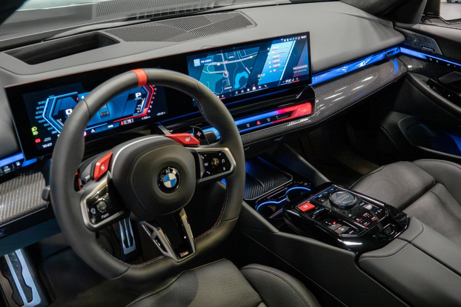 BMW 5 Serie M5 *Ultimate-Pakket / Bowers & Wilkins / Keramisch / M-Carbon in- & exterieur / Stoelventilatie / Memory*