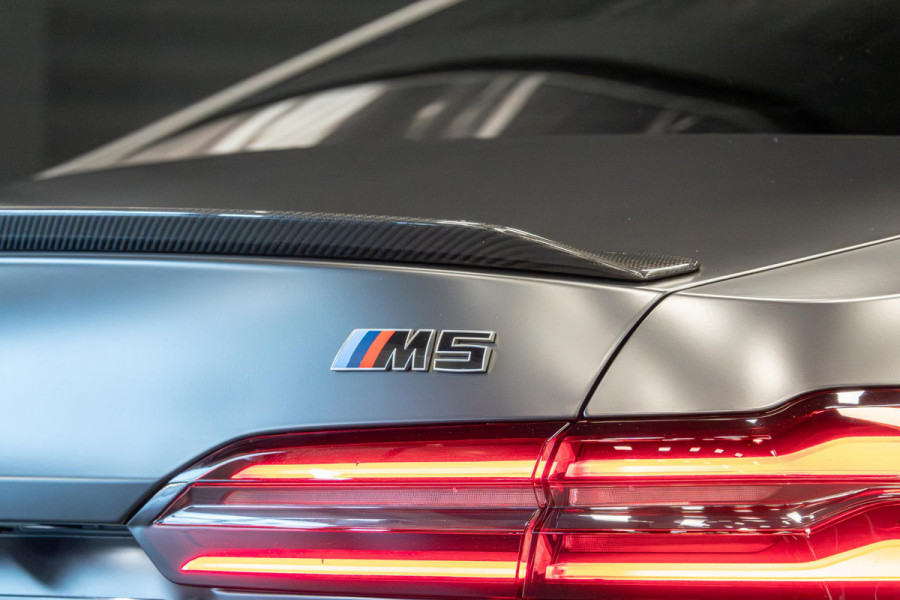 BMW 5 Serie M5 *Ultimate-Pakket / Bowers & Wilkins / Keramisch / M-Carbon in- & exterieur / Stoelventilatie / Memory*