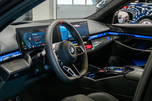 BMW 5 Serie M5 *Ultimate-Pakket / Bowers & Wilkins / Keramisch / M-Carbon in- & exterieur / Stoelventilatie / Memory*