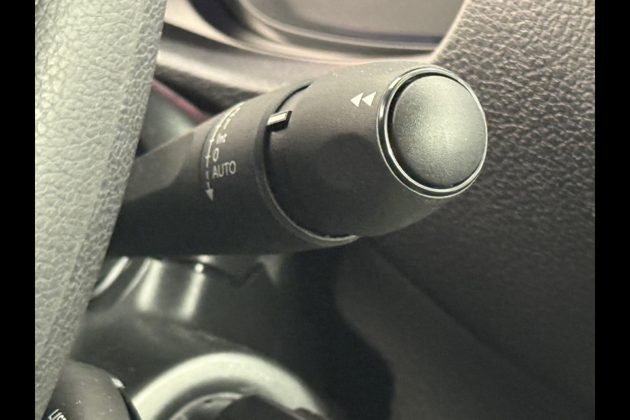 Opel Vivaro 2.0 CDTI L2H1 Edition 145PK Automaat Airco Navi Bluetooth Trekhaak